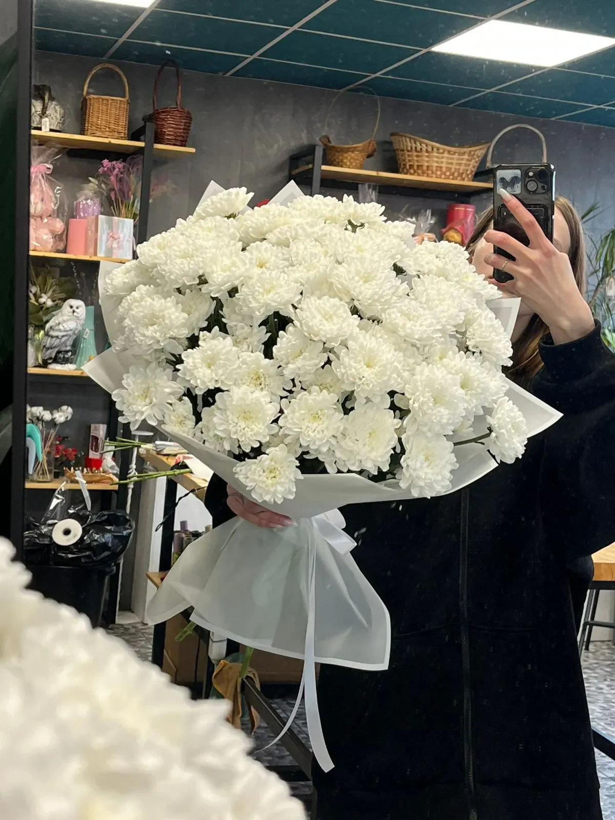 Букет из 19 кустовых хризантем