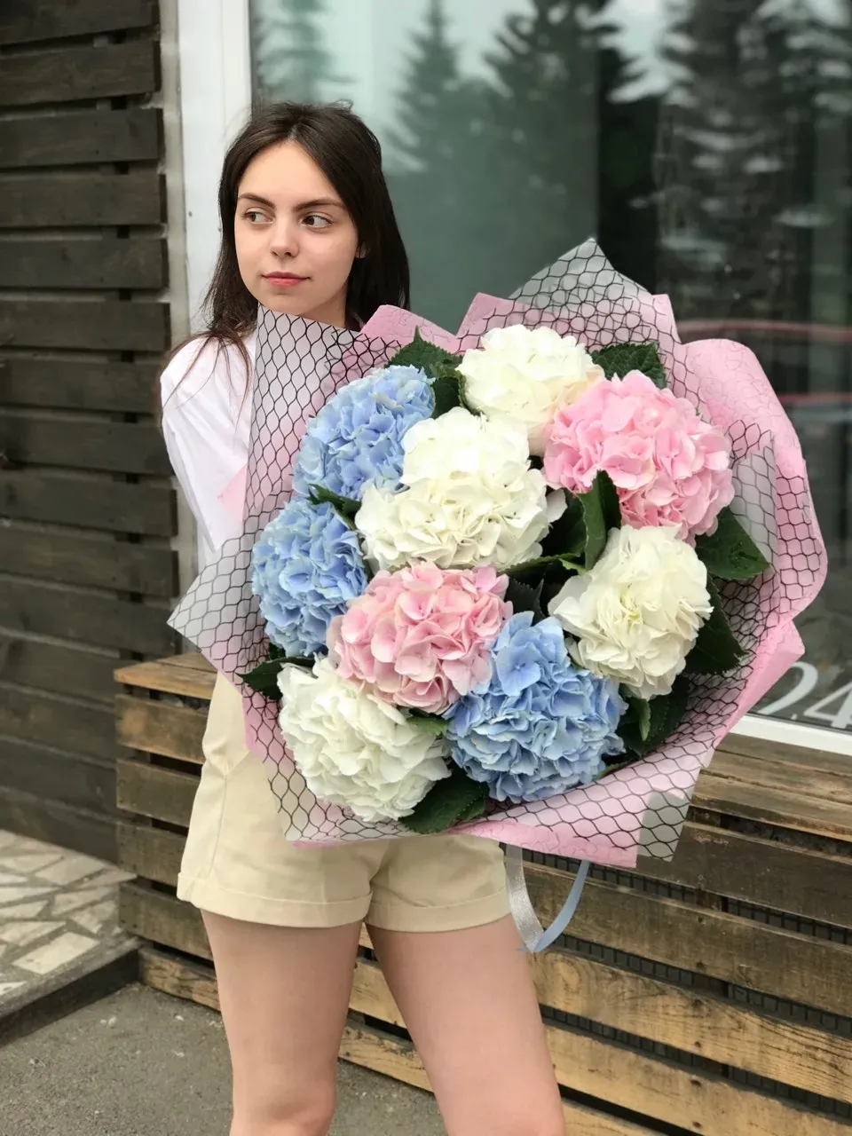 Букет из 9 гортензий