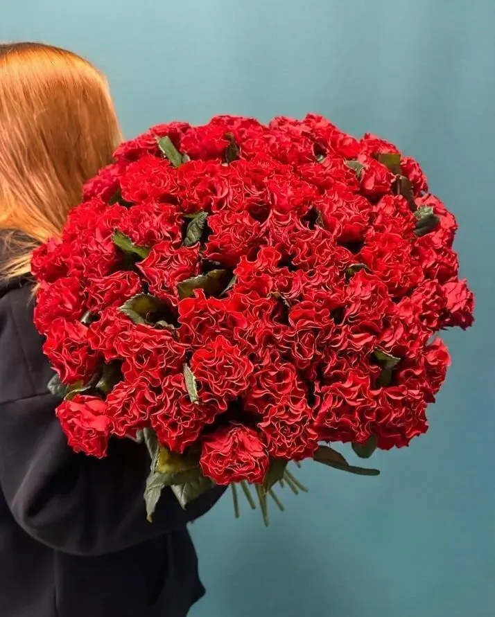 Букет из 51 пионовидной розы