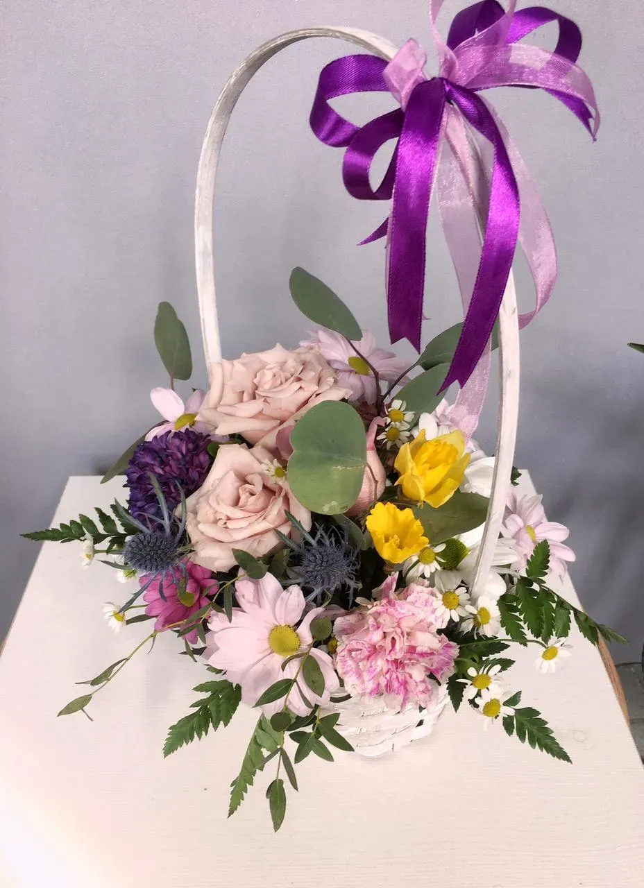 Корзина Комплимент белая