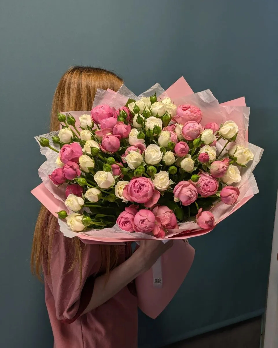 Букет из кустовой розы микс - Silva Pink/Belarus